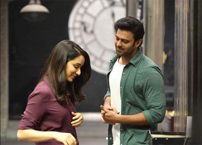 ప్రభాస్ తో మరోటి ఆశిస్తుందా?