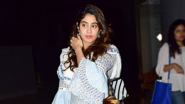 అమ్మ లేకపోవడం మంచిదని ట్రోల్ చేశారు