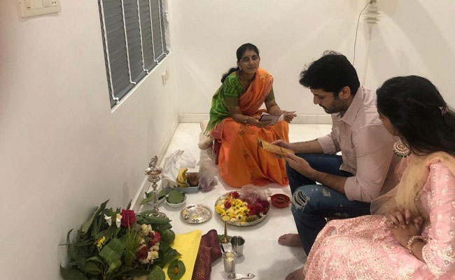 Newlyweds Nithin & Shalini Do Ganesh Pooja At Home!