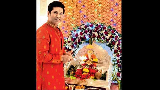 సచిన్ టెండూల్కర్ ‘గణపతి పూజ’ వీడియో వైరల్…!