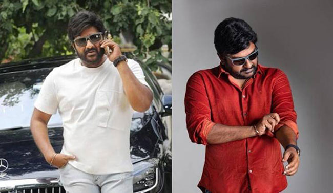 శీనయ్య ఇంకా లైన్ లో ఉన్నాడట