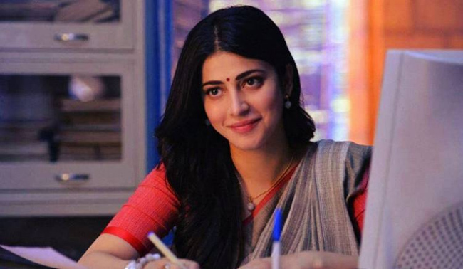 Shruti To Share Screen With This Happening Hero