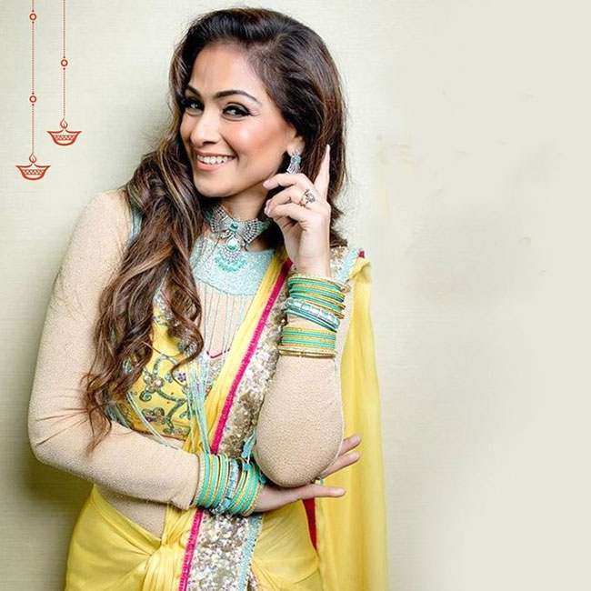 గుట్టు చప్పుడు కాకుండా కత్తి లాంటి అత్తను దించారు