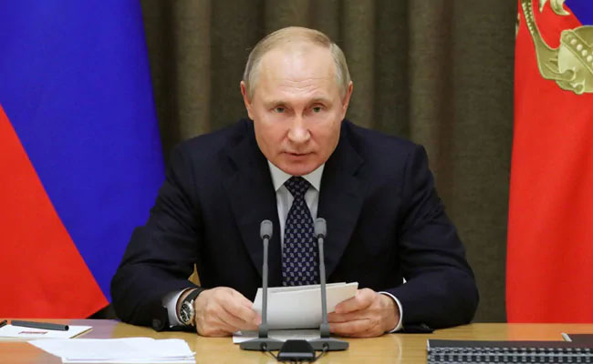 రష్యా నుంచి కరోనా వైరస్కు తొలి వ్యాక్సిన్ .. పుతిన్ కుమార్తెకి ‘టీకా’ !