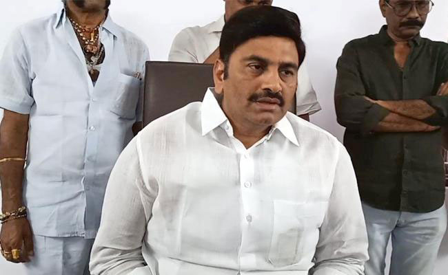 రఘురామకృష్ణం రాజు బాటలో ఇంకొక ఎంపీ?