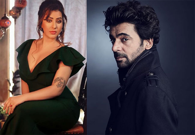 ప్రముఖ నటుడిపై హీరోయిన్ ఆరోపణలు