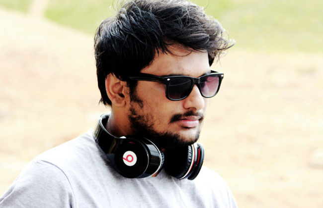 ‘మన్మథుడు 2’ మ్యూజిక్ డైరెక్టర్ ని సిద్ శ్రీరామ్ సక్సెస్ ట్రాక్ ఎక్కించేనా…?