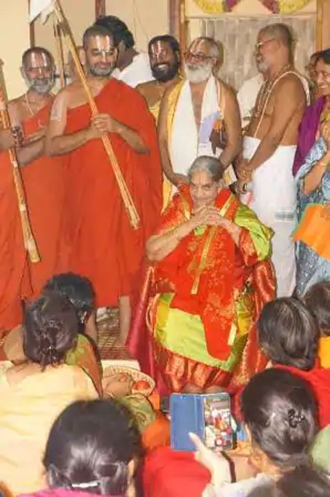 చిన్నజీయర్ స్వామి తల్లి కన్నుమూత…