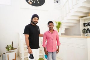 Fan Walks 200 Kms To Meet His Favourite Hero Allu Arjun