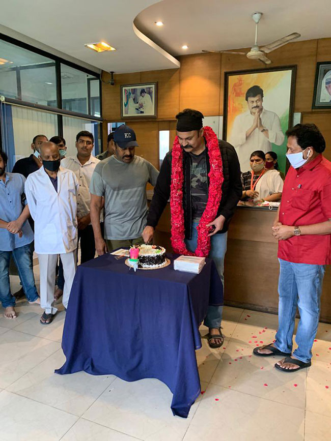 విడదీయరాని మెగాసోదరబంధం