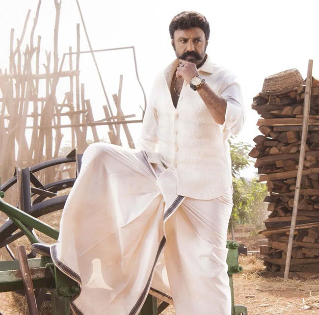 బాలయ్య సెట్స్ లో అడుగుపెట్టేది అప్పుడే..!