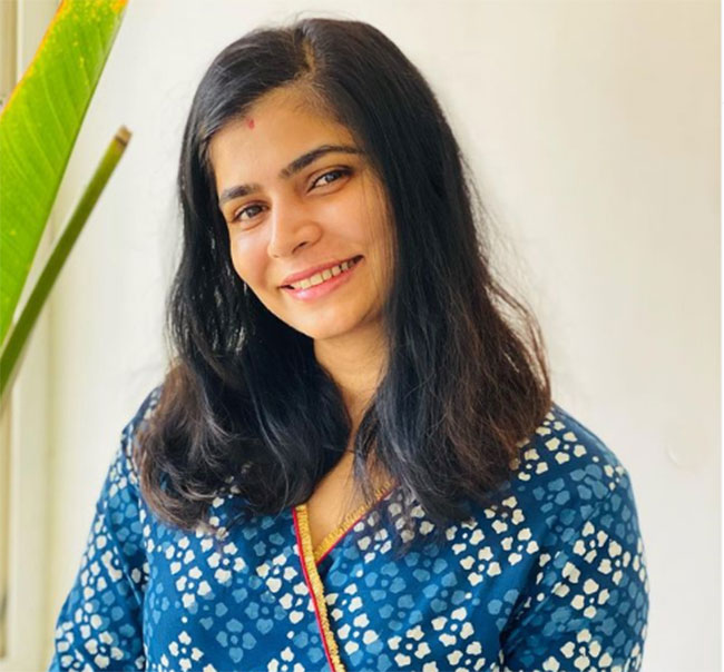 పవన్ ను అభినందించిన వివాదాస్పద గాయిని