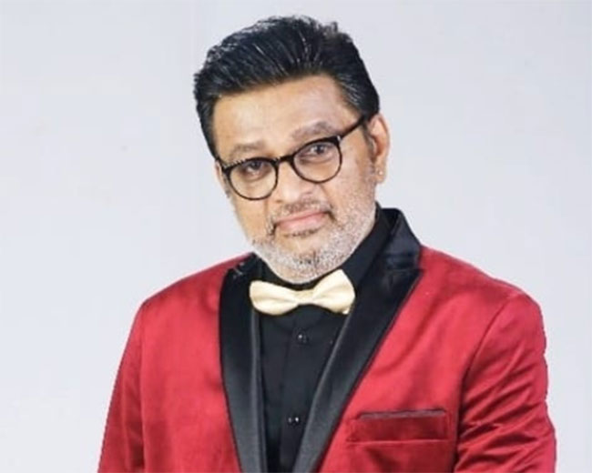 త్రివిక్రమ్ తీరును తప్పుబట్టిన కోటి!?