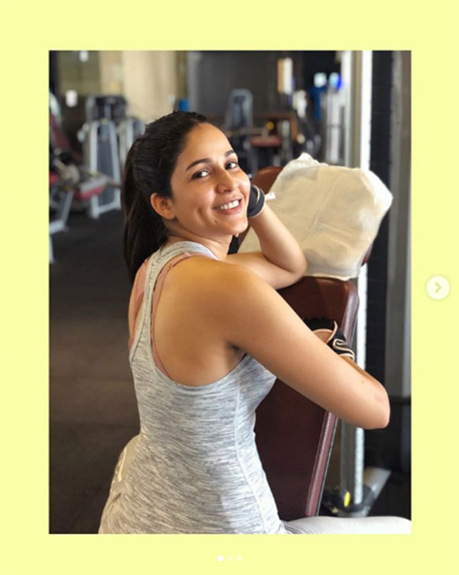 గ్లామర్ రోల్స్ కోసం ట్రై చేస్తున్న అందాల రాక్షసి..!