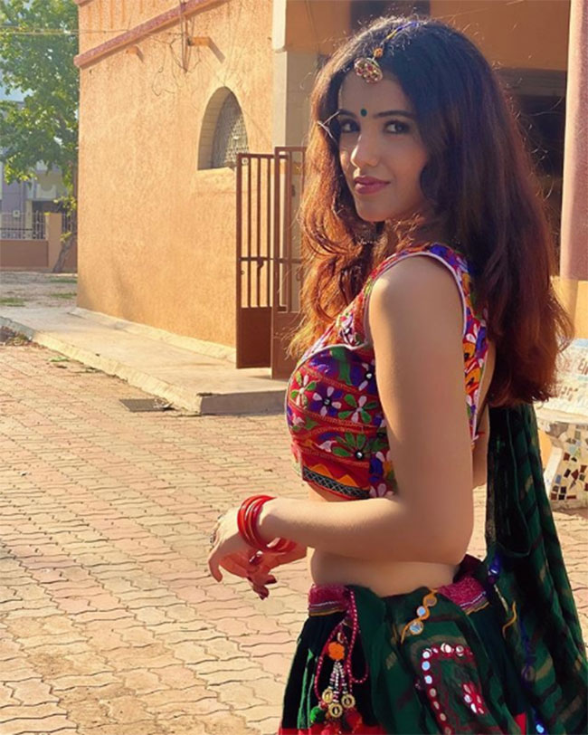 ఇంతకీ మాళవిక ఏం పోగొట్టుకుంది?