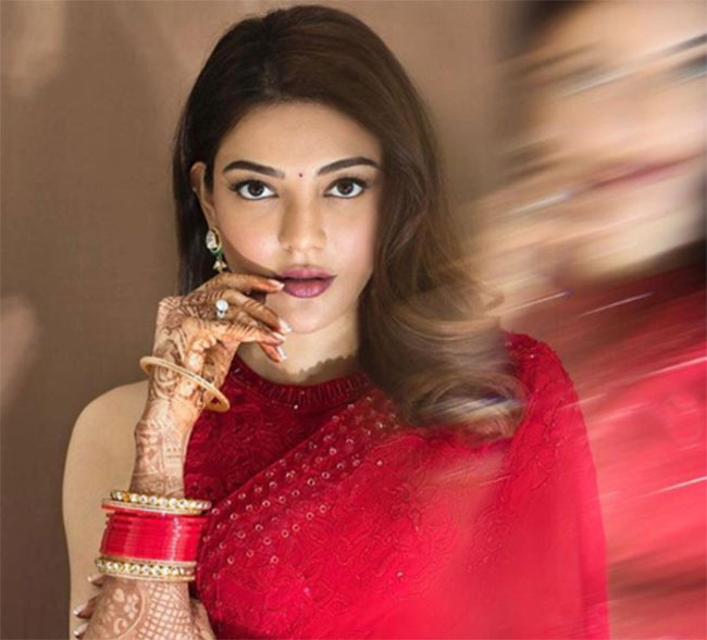 వ్యాపారంలో అడుగు పెట్టిన కొత్త పెళ్లి కూతురు