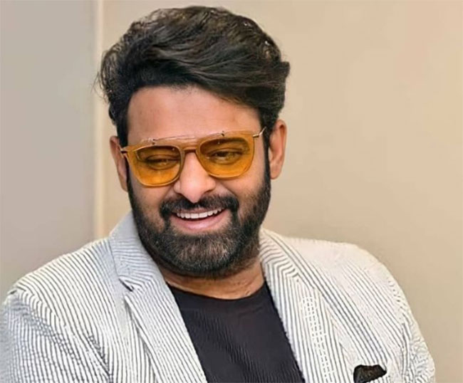 ఆదిపురుష్ 3డిలో ప్రభాస్ లుక్ షాకిస్తుందట