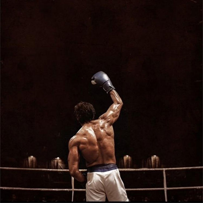 ఆర్య 30 లుక్.. టైసన్ కాదు కానీ హోలీఫీల్డ్ లా మారాడు!