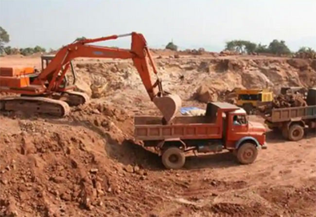 వైసీపీ సర్కార్ కు బాక్సైట్ దెబ్బ