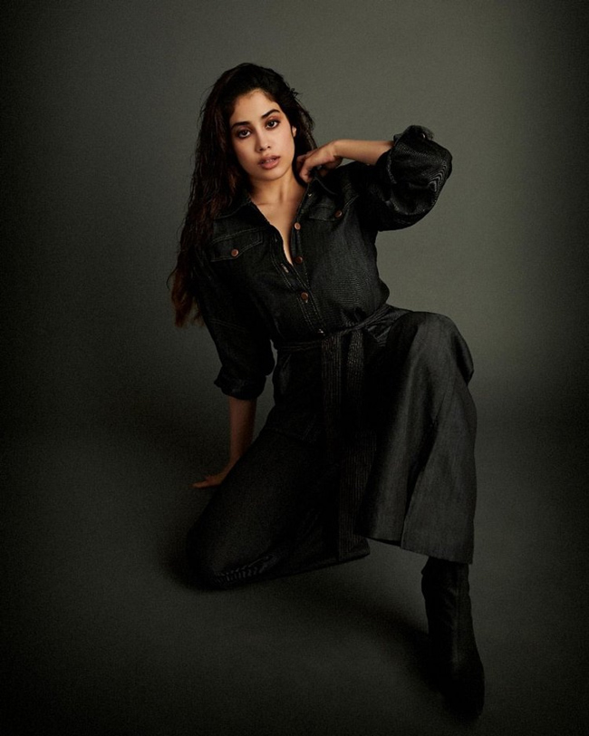 Janhvi Kapoor’s Hilarious Expression For 2020