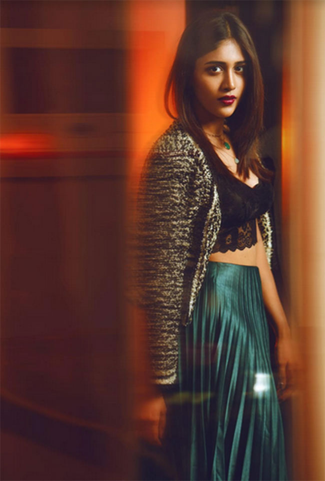 హ్యాపెనింగ్ తెలుగు బ్యూటీ చాందినీ చౌదరీతో స్పెషల్ చిట్ చాట్