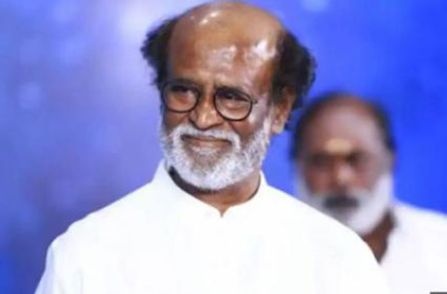 రజనీకాంత్ సంచలన నిర్ణయం.. కారణం వాళ్లే.. ఆందోళనలో ఫ్యాన్స్! రజనీకాంత్ సంచలన నిర్ణయం.. కారణం వాళ్లే.. ఆందోళనలో ఫ్యాన్స్!