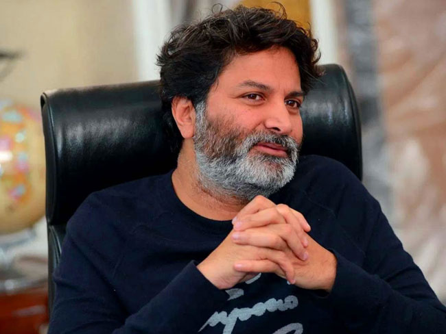 Trivikram Srinivas Congratulates Ravi Teja’s Krack Team