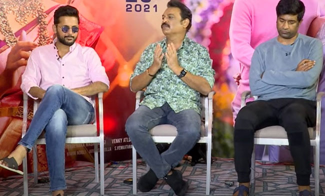 ‘రంగ్ దే’ స్పెషల్ సీన్ బయటపెట్టిన వెన్నెలకిషోర్..! ‘రంగ్ దే’ స్పెషల్ సీన్ బయటపెట్టిన వెన్నెలకిషోర్..!