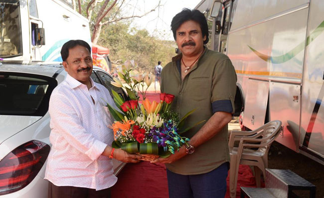 వకీల్ సాబ్ బ్లాక్ బస్టర్ ఆయనకు ఊపిరి పోసింది!