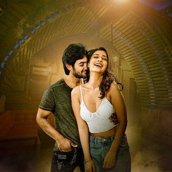 కిరాతకునితో ప్రేమలో పడ్డ RX 100 బాంబ్ కిరాతకునితో ప్రేమలో పడ్డ RX 100 బాంబ్