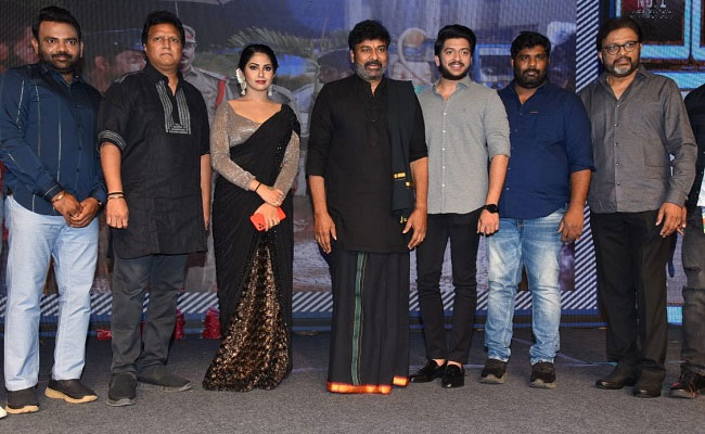 మరో వారసుడికి మెగాస్టార్ సపోర్ట్