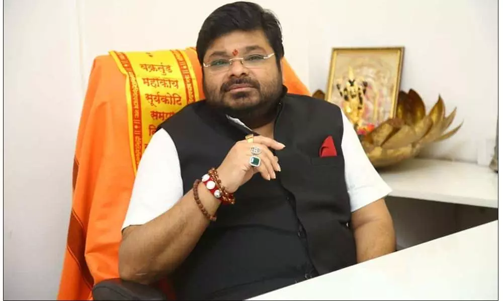 టైగర్ నాగేశ్వరరావు నిర్మాతకు సడన్ ఐటీ షాక్