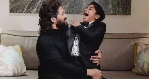 తండ్రీ-కొడుకులిద్ద‌రు ఒకే గెట‌ప్ లో