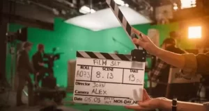 దోపిడీ క్రెడిట్ తిరస్కరణపై రైట‌ర్స్ వార్