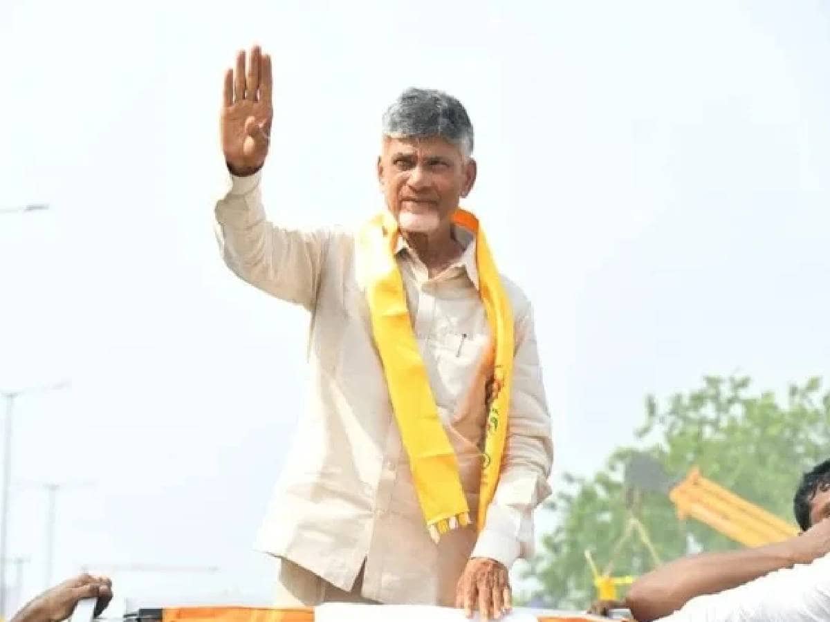 chandrababu-bumper-offer-to-volunteers